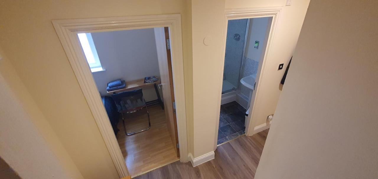 Double Room&Private Bath Near The Square Mile Londres Exterior foto
